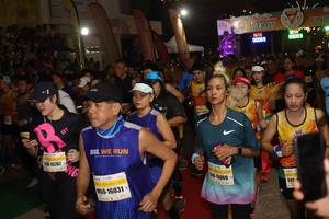 BIB: 09059, 00059, 15707, 15069, 16031
                            <button type="button" onclick="openModal(9884448)" class="btn btn-primary btn-sm float-right btn-popup" data-toggle="modal" data-target=".modal-high-quality">
                        <i class="fas fa-shopping-cart"></i> Add to Cart
                    </button>
                                            <button type="button" onclick="isThisMe(9884448, true)" class="btn btn-success btn-sm float-right btn-popup btn-isme hidden" data-toggle="tooltip" data-placement="bottom" title="นี่คือรูปของคุณใช่ไหม คลิกที่นี่เพื่อเอาเข้าอัลบั้ม">
                        <i class="fas fa-plus"></i> Add to album
                    </button>
                    <button type="button" onclick="isThisMe(9884448, false)" class="btn btn-warning btn-sm float-right btn-popup btn-isnotme hidden">
                        <i class="fas fa-ban"></i> Remove from album
                    </button>